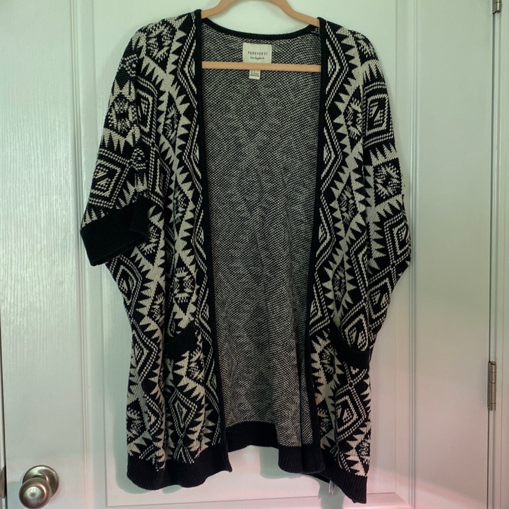 Medium Patterned cardigan